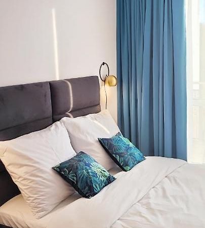 Cosmopolitan Apartament Z Bezplatnym, Prywatnym Parkingiem W Hali Garazowej Stary Toruń Exterior foto